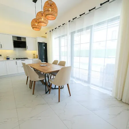 Villa Lily Of The Valley Luxury Fethiye, Yesiluzumlu By Sunworld Fethiye